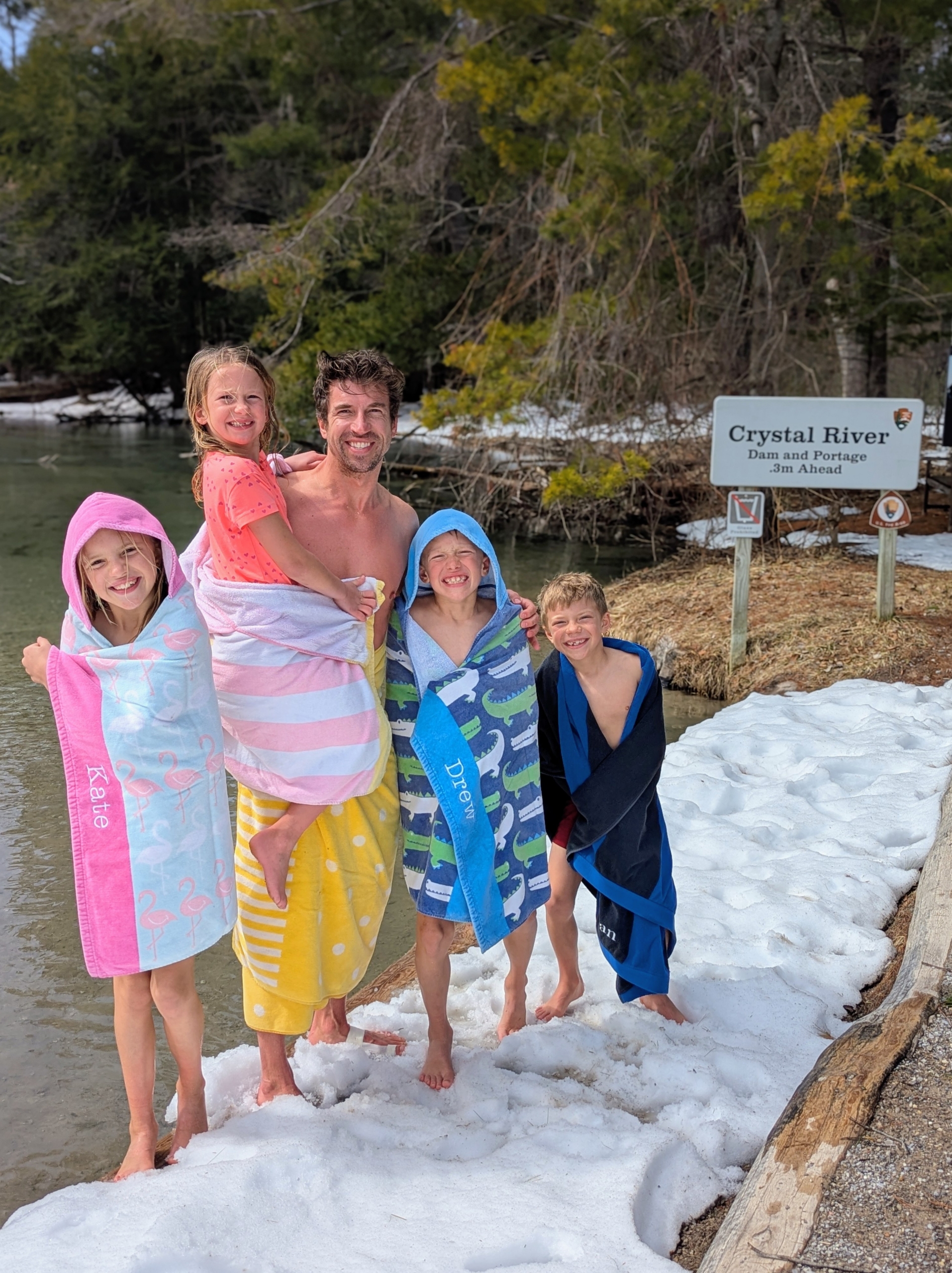 DeKornes take Crystal River Polar Plunge